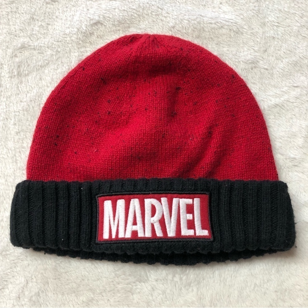 𝅺NWOT Gap Kids Marvel Black & Red Knit Toque Youth Sm/Med